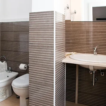 Opera Oda ve Kahvaltı Palermo