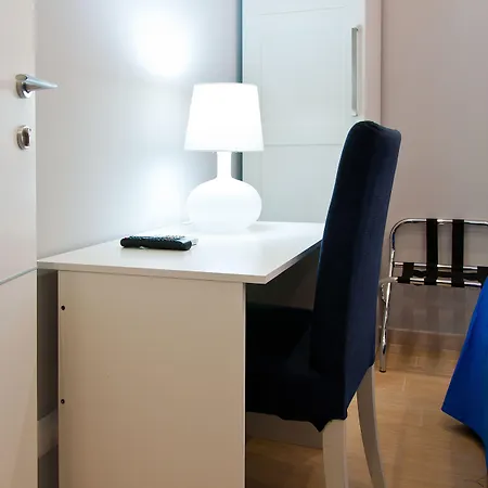 ベッド・アンド・ブレックファスト オペラ