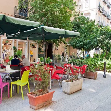 Bed & Breakfast Opera 4*